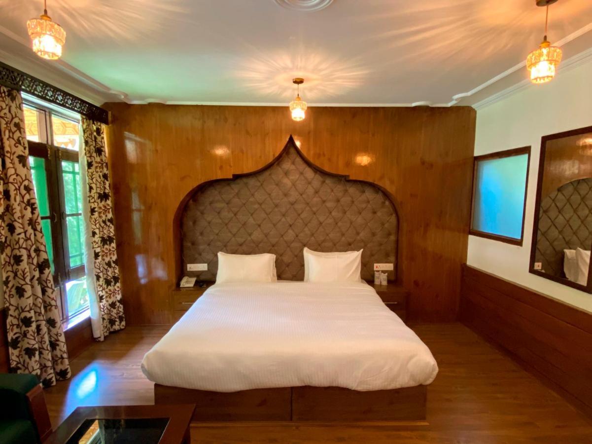 Six Seasons Pahalgam Pahalgām Zewnętrze zdjęcie